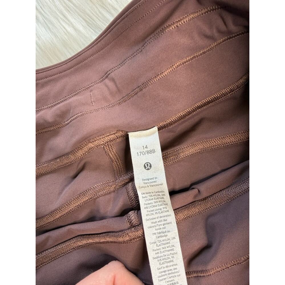 Lululemon Super High Rise Dark Oxide Hiking Shorts - Picture 4 of 7